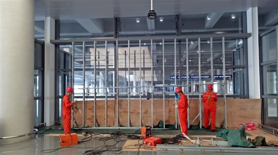 ▲堅(jiān)守崗位, 兢兢業(yè)業(yè)做任務(wù)